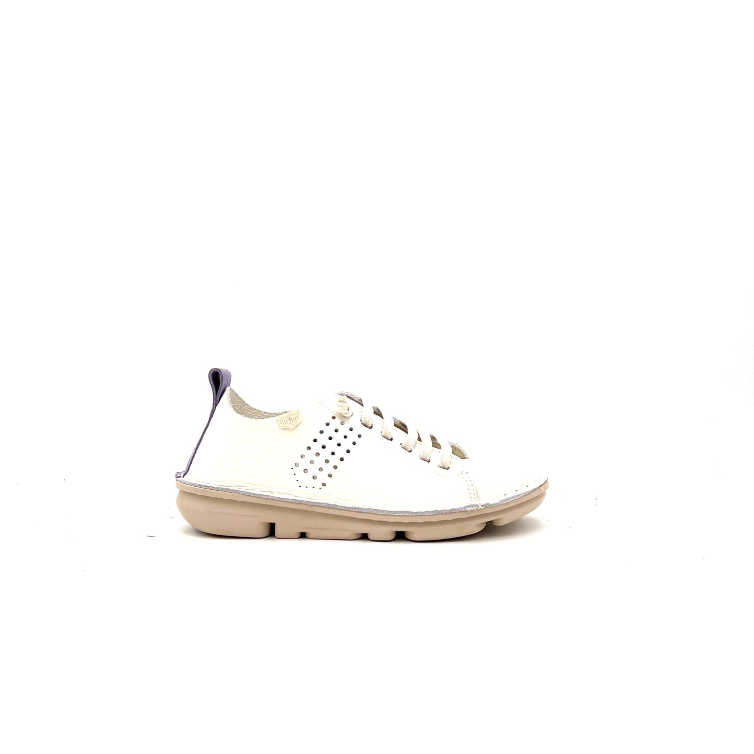 30250 30250WHITE ON FOOT