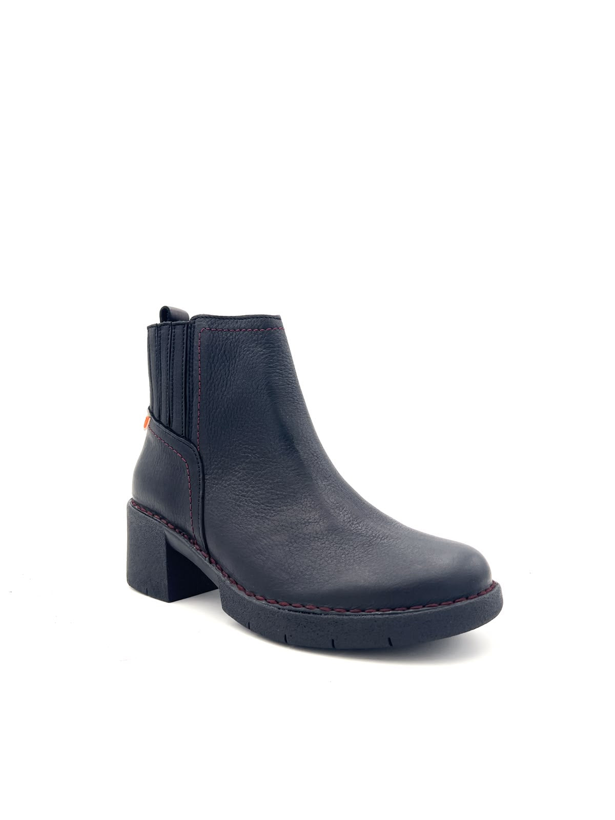 8136NERO 