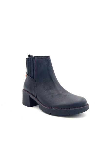 8136NERO 